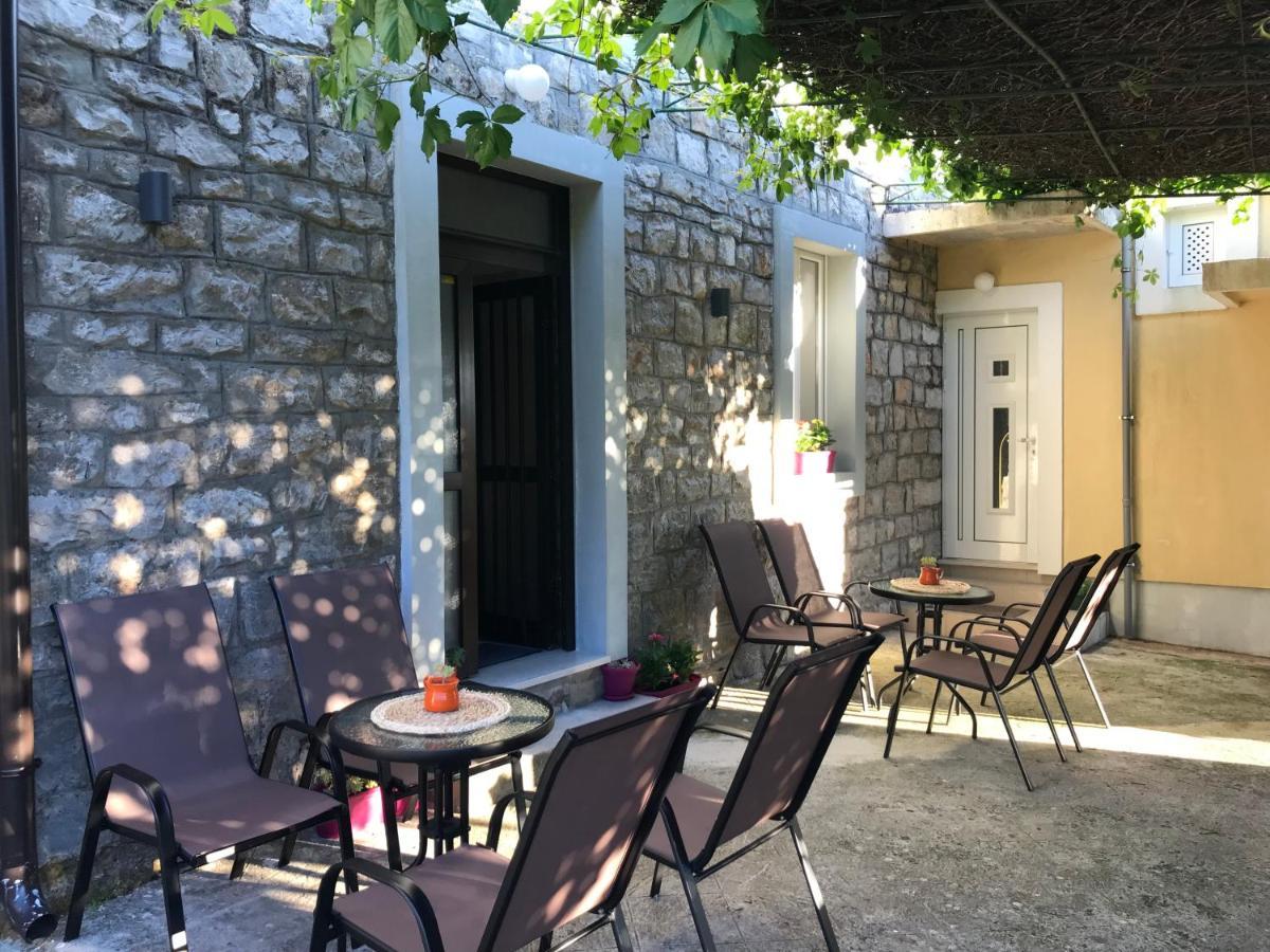 Etno village Mihailovic III Kuti Esterno foto