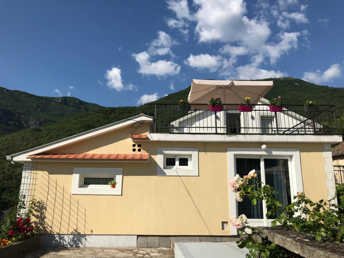 Etno village Mihailovic III Kuti Esterno foto