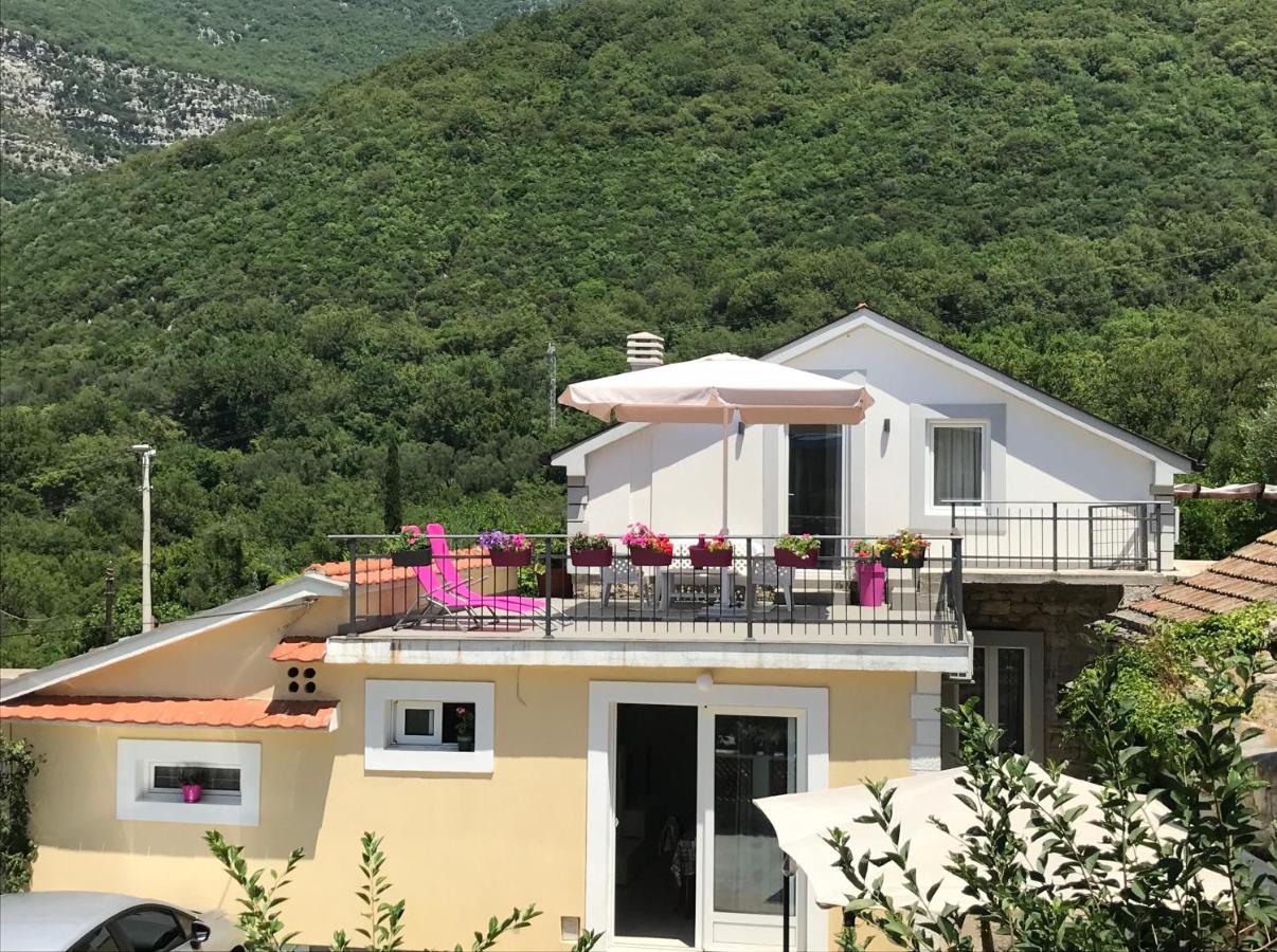 Etno village Mihailovic III Kuti Esterno foto